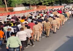 News: ગુજરાત પોલીસનું મેગા ડિપોર્ટ ઓપરેશન, 300 ઘૂસણખોરોને સ્પેશ્યલ વિમાનથી બાંગ્લાદેશ રવાના કરાયા
