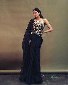 कर्वी फिगर और ग्लोइंग स्किन के लिए जाह्नवी कपूर फॉलो करती हैं ये डाइट, आप भी जानिए ‘परम सुंदर’ की सीक्रेट