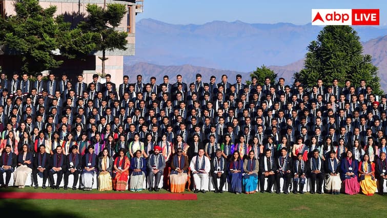 When do IAS officers start getting salary after UPSC result क्या UPSC का रिजल्ट जारी होते ही IAS को सैलरी मिलने लगती है? जान लीजिए जवाब
