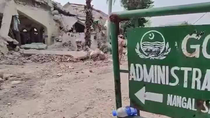 ભારતીય સેનાના મિસાઇલ હુમલામાં મસૂદ અઝહરના પરિવારના 14 સભ્યો માર્યા ગયા હતા. આના પર આતંકવાદીએ કહ્યું, કાશ હું પણ આ હુમલામાં મરી ગયો હોત.