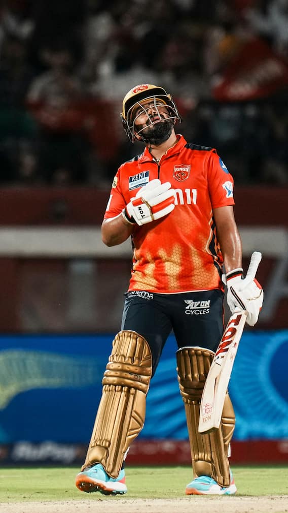 पंजाब-बनाम दिल्ली के मैच में प्रभसिमरन सिंह ने रचा इतिहास, बन गए ऐसा करने वाले पहले बल्लेबाज