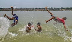 Weather Update: ফের অসহ্য গরমের আশঙ্কা, একাধিক জেলায় ৪০ ছুঁইছুঁই তাপমাত্রার পারদ