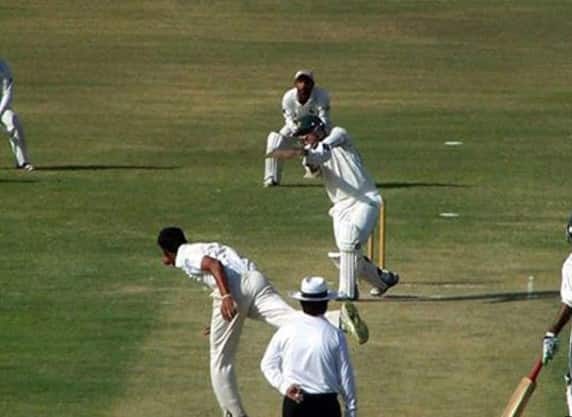 ਅਲੀਮ ਇੱਕ ਉੱਭਰਦਾ ਖਿਡਾਰੀ ਸੀ, ਜਿਸਨੇ ਹਾਲ ਹੀ ਵਿੱਚ ਘਰੇਲੂ ਕ੍ਰਿਕਟ ਵਿੱਚ ਵਧੀਆ ਪ੍ਰਦਰਸ਼ਨ ਕੀਤਾ। ਉਹ ਹੇਠਲੇ ਕ੍ਰਮ ਵਿੱਚ ਵੀ ਵਧੀਆ ਬੱਲੇਬਾਜ਼ੀ ਕਰ ਸਕਦਾ ਸੀ, ਇਸ ਲਈ ਪਲੇਇੰਗ 11 ਵਿੱਚ ਉਸਦੀ ਜਗ੍ਹਾ ਮਹੱਤਵਪੂਰਨ ਸੀ।