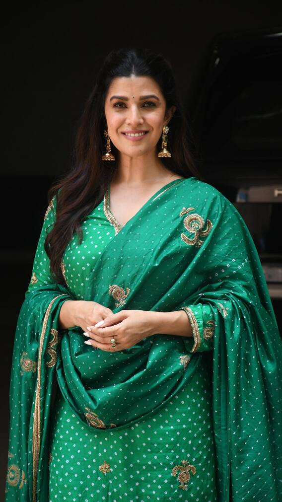 ग्रीन सूट में पंजाबी कुड़ी बन निम्रत कौर ने दिखाया जलवा, तस्वीरों से नजरें नहीं हटेंगी