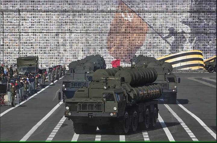 यात दोन स्वतंत्र रडार सिस्टीम्स आहेत, ज्या 600 किमीपर्यंतच्या हवाई टार्गेट्सचा शोध घेऊ शकतात.एकावेळी 80 हवाई टार्गेट्स वर नजर ठेवून त्यांना लक्ष्य करू शकते.