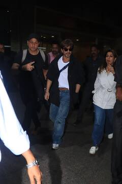 Shah Rukh Khan Pics: मेट गाला में जलवा बिखेरने के बाद मुंबई लौटे शाहरुख खान, एयरपोर्ट पर दिखा कूल लुक