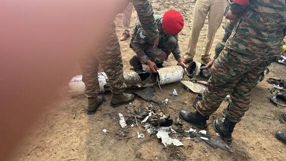 अमृतसरजवळ पाकिस्तानी रॉकेट पाडलं!