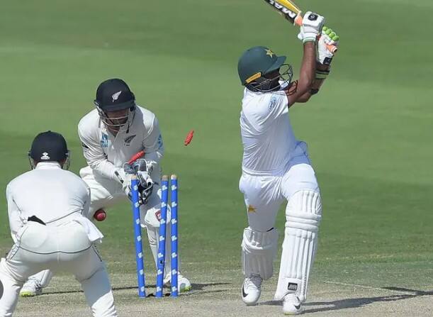 ਭਾਰਤ ਅਤੇ ਪਾਕਿਸਤਾਨ ਵਿਚਕਾਰ ਦੁਵੱਲੀ ਲੜੀ ਪਹਿਲਾਂ ਹੀ ਬੰਦ ਕਰ ਦਿੱਤੀ ਗਈ ਸੀ, ਹੁਣ ਹਮਲਿਆਂ ਤੋਂ ਬਾਅਦ, ਬੀਸੀਸੀਆਈ ਨੇ ਆਈਸੀਸੀ ਤੋਂ ਮੰਗ ਕੀਤੀ ਹੈ ਕਿ ਉਨ੍ਹਾਂ ਨੂੰ ਆਈਸੀਸੀ ਟੂਰਨਾਮੈਂਟਾਂ ਵਿੱਚ ਵੀ ਪਾਕਿਸਤਾਨ ਨਾਲ ਗਰੁੱਪ ਨਾ ਕੀਤਾ ਜਾਵੇ। ਇਸ ਨਾਲ ਦੋਵਾਂ ਵਿਚਕਾਰ ਮੈਚਾਂ ਦੀ ਸੰਭਾਵਨਾ ਹੋਰ ਵੀ ਘੱਟ ਜਾਵੇਗੀ।