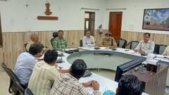 आपात स्थिति को लेकर जालौर जिला प्रशासन सतर्क, कलेक्टर और एसपी ने ली विभागीय अधिकारियों की बैठक