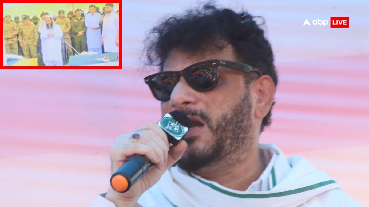 पाकिस्तान में जनाजे की नमाज में आतंकी को देख भड़के वारिस पठान, ‘भारत ने जो किया वो…’