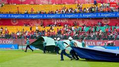 पाकिस्तान के ड्रोन अटैक के बीच रोका गया IPL मैच, क्या ऐसे में टिकट का पैसा रिफंड मांग सकते हैं आप?