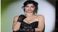Sonali Raut Photo: ઓફ શોલ્ડર બ્લેક ડ્રેસમાં સોનાલી રાઉતે ફ્લોન્ટ કર્યું ક્લિવેજ