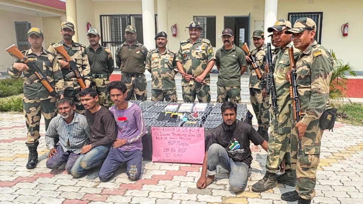 किशनगंज में BSF की बड़ी कार्रवाई, 4 बांग्लादेशी गिरफ्तार, एक भारतीय तस्कर भी पकड़ाया