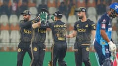 PSL Postponed: கை விரித்த ஐக்கிய அரபு அமீரகம்.. பாகிஸ்தான் சூப்பர் லீக் கிரிக்கெட் பேட்டிகள் ஒத்திவைப்பு...