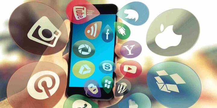 जानकारी के अनुसार, इस आधुनिक सिस्टम में यूजर्स को केवल एक कीवर्ड डालना होगा और AI तकनीक उसकी मदद से यह जांचेगी कि संबंधित जानकारी सही है या अफवाह. इसके जरिए किसी भी ब्रांड, व्यक्ति, संगठन या टॉपिक से जुड़ी पोस्ट को स्कैन किया जाएगा. साथ ही, कंटेंट में इस्तेमाल की गई भाषा, आपत्तिजनक शब्द या गलत जानकारी भी तुरंत पकड़ी जाएगी.