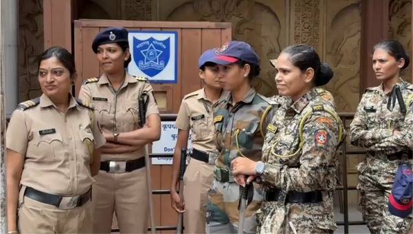 भारत पाकिस्तान युद्धाच्या पार्श्वभूमीवर पुण्यातील श्रीमंत दगडूशेठ हलवाई गणपती मंदिरा बाहेर पोलिसांचा कडक बंदोबस्त वाढवण्यात आला आहे.