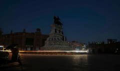 Blackout  : सायरन वाजताच 'या' शहरांत ब्लॅकआउट... सगळीकडे अंधाराचं अंधार!