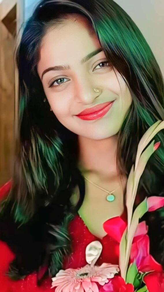 इस बड़ी वजह से मुंबई आई हैं वायरल गर्ल मोनालिसा, खुद किया खुलासा