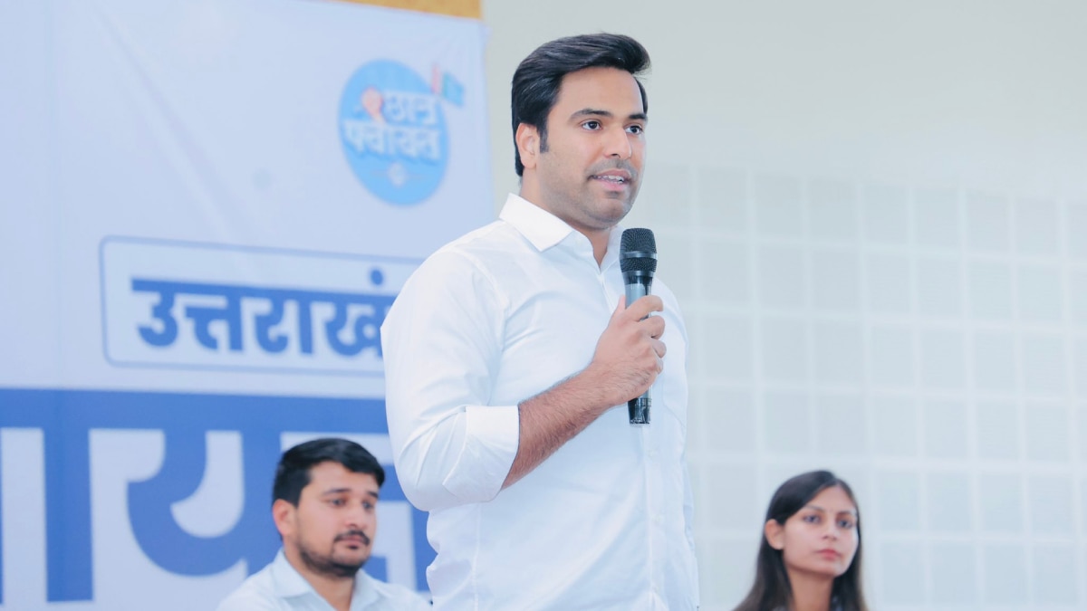 Delhi: छात्रों की मदद के लिए NSUI की खास पहल, वरुण चौधरी ने कहा “हर मुश्किल में आपके साथ हैं’