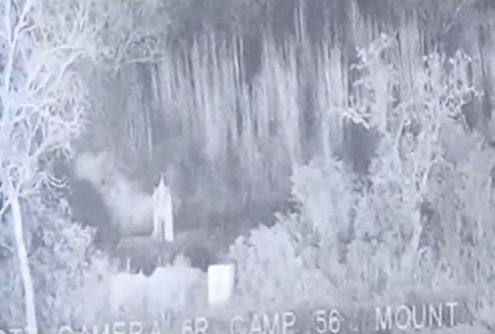 भारतीय वायुदलाने तर पाकिस्तानात अक्षरशः थैमान घातलं आहे. वायुदलाने पाकिस्तानची राजधानी इस्लामाबाद भाजून काढली. लाहोर, पेशावरवर वायुदलाने तुफान मारा केला. पाकिस्तानची तब्बल 16 शहरं वायुदलाच्या टार्गेटवर होती. वायुदलाची विमानं, क्षेपणास्त्र, ड्रोन्स यांनी पाकिस्तानला काल रात्री कत्तल की रातची आठवण केली. राजस्थानच्या जैसलमेरमध्ये केलेला ड्रोन हल्ल्याचा प्रयत्न भारतानं उधळला.