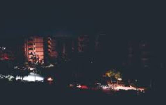 Chandigarh News: ਪਾਕਿਸਤਾਨੀ ਫੌਜ ਦੇ ਨਿਸ਼ਾਨੇ 'ਤੇ ਚੰਡੀਗੜ੍ਹ, ਸਕੂਲ ਬੰਦ, ਲੋਕਾਂ ਲਈ ਐਡਵਾਈਜ਼ਰੀ