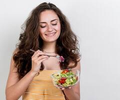 Skin Glow Diet: ત્વચા પર વધતી ઉંમરની નહિ થાય અસર, આ ડાયટ પ્લાન કરશે કમાલ