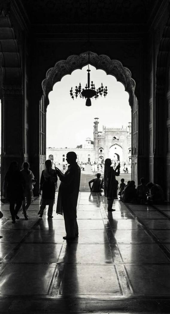 भारत के किस शहर से सबसे नजदीक है लाहौर?