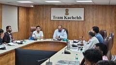 गुजरात के कच्छ में लोगों से अपील, घरों के अंदर ही रहें, अफवाह पर न दें ध्यान