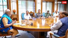 पाकिस्तान के हमलों के बीच PM मोदी ने तीनों सेना प्रमुखों के साथ की बैठक, दुश्मन को मुंहतोड़ जवाब देने का बना प्लान
