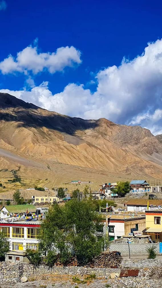 दोस्तों संग बनाए यादगार पल, स्पीति में छुपी हैं ये ऑफबीट और खूबसूरत जगहें