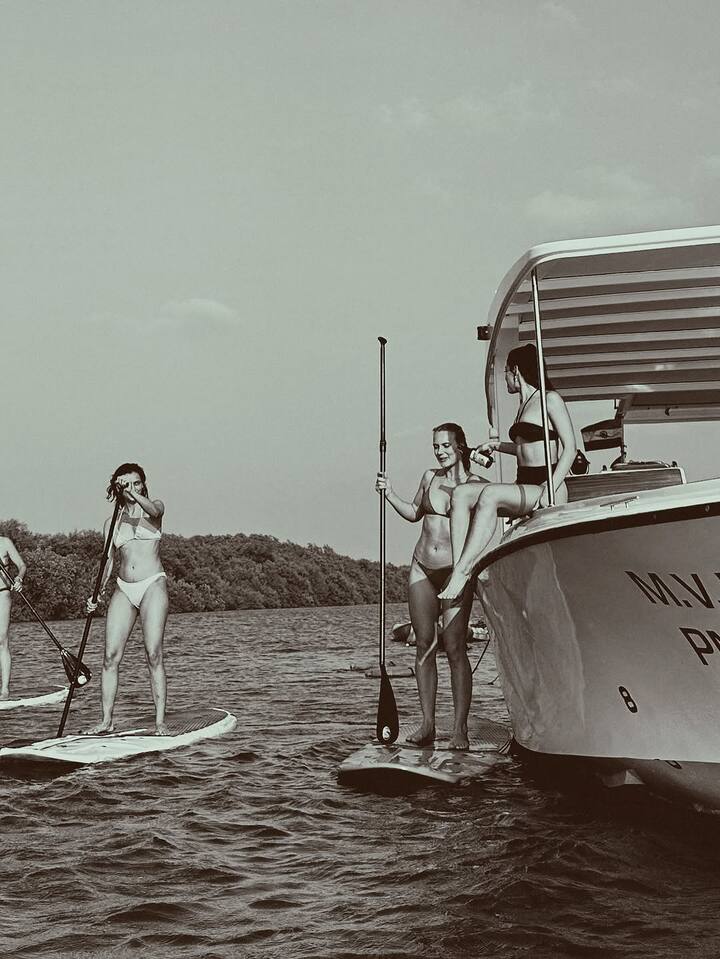 She took a refreshing dip in the turquoise pool, fully embracing her island escape.