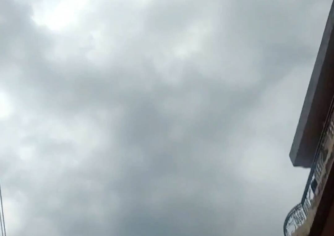 Pakistan continues to carry out attacks in broad daylight blasts again in Pathankot ਲਗਾਤਾਰ ਹਮਲੇ ਕਰ ਰਿਹਾ ਪਾਕਿਸਕਤਾਨ, ਪਠਾਨਕੋਟ ‘ਚ ਮੁੜ ਤੋਂ ਹੋਏ ਧਮਾਕੇ, ਹਵਾ 'ਚ ਹੀ ਮਿਜ਼ਾਇਲਾਂ ਕੀਤੀਆਂ ਨਸ਼ਟ, ਦੇਖੋ ਵੀਡੀਓ