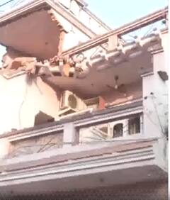 पाकिस्तानी हमले से क्षतिग्रस्त हुआ मकान | ABP NEWS SHORTS