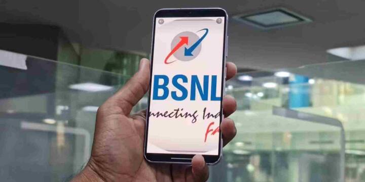 BSNL के इस प्लान ने उन सभी यूज़र्स को राहत दी है जो कम खर्च में लंबी वैधता की तलाश कर रहे थे. जब निजी कंपनियां अपने प्लान्स को लगातार महंगा कर रही हैं, ऐसे में BSNL का यह कदम बजट यूज़र्स के लिए एक बेहतरीन विकल्प बनकर सामने आया है.