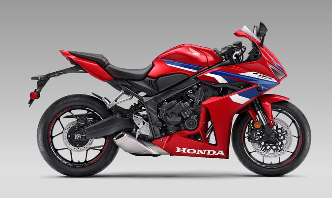 honda india first eclutch bike launch price features details ક્લચ દબાવ્યા વિના બદલો ગિયર્સ! હોન્ડાએ દેશમાં લોન્ચ કરી E-Clutch સાથેની શાનદાર બાઇક, જાણો કિંમત અને ફીચર્સ વિશે