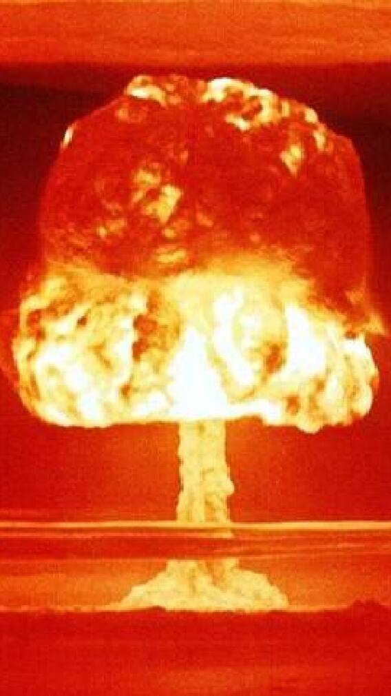 अणुबॉम्बचा स्फोट झाल्यावर लगेच पावसाला सुरुवात का होते?