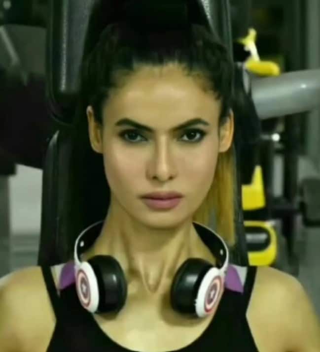 Shaina is not interested in any introduction. He is a fashion designer, model and actor. Dadasaheb Phalke Award has been received in 2018. Miss United Nations 2018, Miss India Earth has been world pieces. 