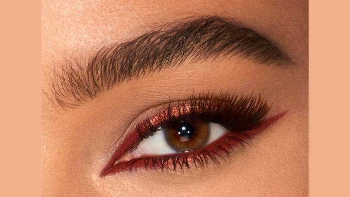 Copper: Fresh, flattering, and incredibly easy to pull off, this glowy, warm brown gives the lids a sun-kissed glow with a hint of sparkle. It’s the kind of tone that works best with Indian outfits. The finish delivers that lit-from-within radiance without needing much else. The eye makeup works well with bronzed cheeks or warm-toned highlighter. (Image Source: Pinterest)