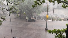 विजेच्या कडकडाटासह लातूरमध्ये अवकाळी पावसाची तुफान बँटिंग, रस्त्यावर पाणीच पाणी..Photos