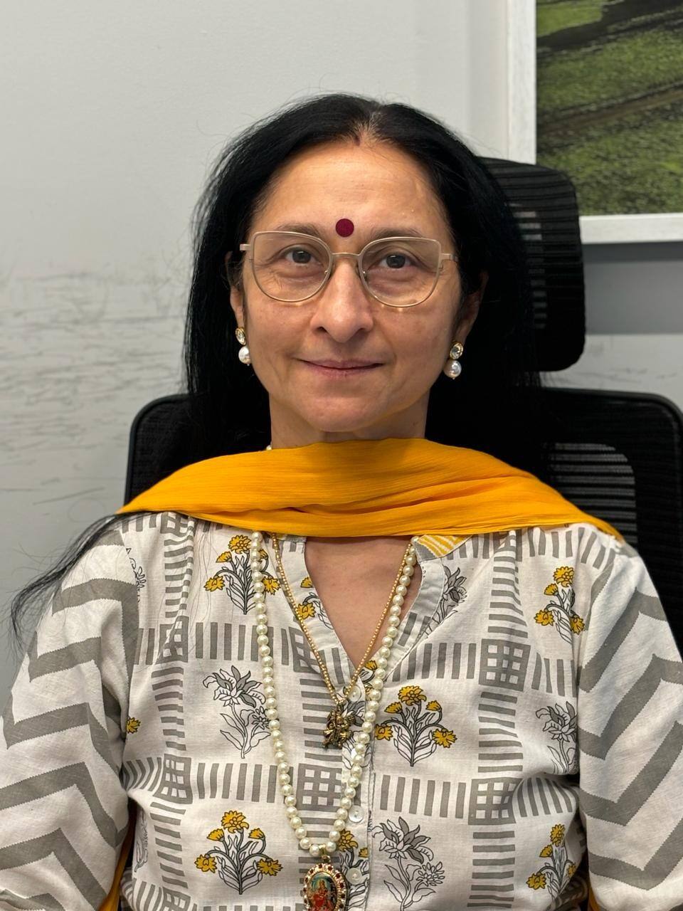 आईसाठी एक संरक्षक कवच: आरोग्य विमा करणार 'तिच्या' प्रवासाचे संरक्षण!