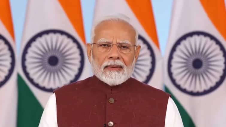 IANS Maturity Survey impact on PM Modi image after Operation Sindoor Shocking figures revealed IANS मैटराइज सर्वे: ऑपरेशन सिंदूर के बाद PM मोदी की छवि पर क्या असर हुआ? सामने आए चौंकाने वाले आंकड़े