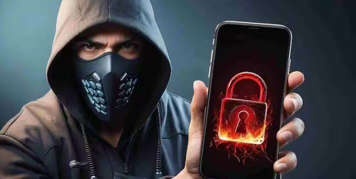 બસ આ કરવાથી આ ફીચર એક્ટિવેટ થઇ જશે. હવે જ્યારે કોઈ તમારો ફોન ચોરી કરવાનો પ્રયાસ કરશે અથવા તમારા ખિસ્સા કે બેગમાંથી ફોન નીકળી જશે, ત્યારે જોરથી એલાર્મ વાગવા લાગશે.