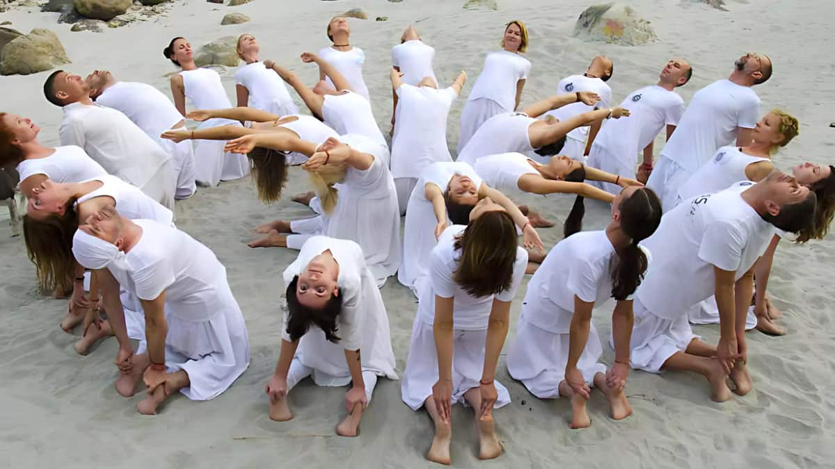 Patanjali Yoga: భారతీయ సాంస్కృతిక వారసత్వం నుంచి ప్రపంచం మొత్తం ప్రభావం - లక్షల మంది జీవితాలను మార్చేస్తున్న యోగా