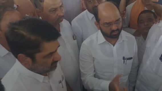 मोठी बातमी : सतेज पाटील आणि महाडिक यांच्यात पहिल्यांदाच एकमत, दोघेही एकाच फ्रेममध्ये!