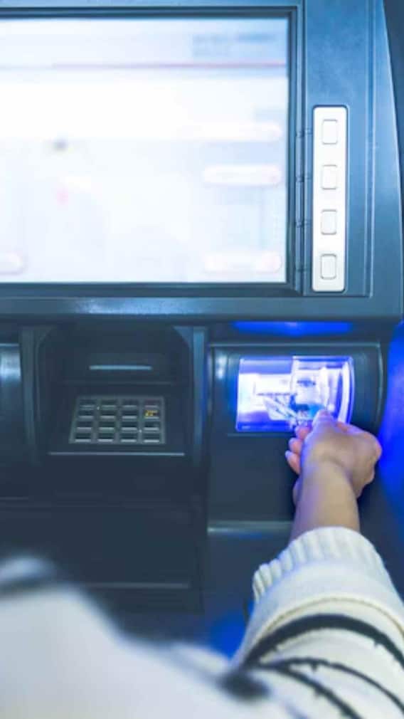 ATM को खरोंच भी ना आई, चोर ऐसे उड़ा ले गए 10 लाख रुपए