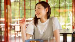 ఏజ్​ని రివర్స్ చేసుకోవాలనుకుంటున్నారా? అయితే ఈ 10 ప్లస్ కొరియన్ టిప్స్​ని ఫాలో అయిపోండి