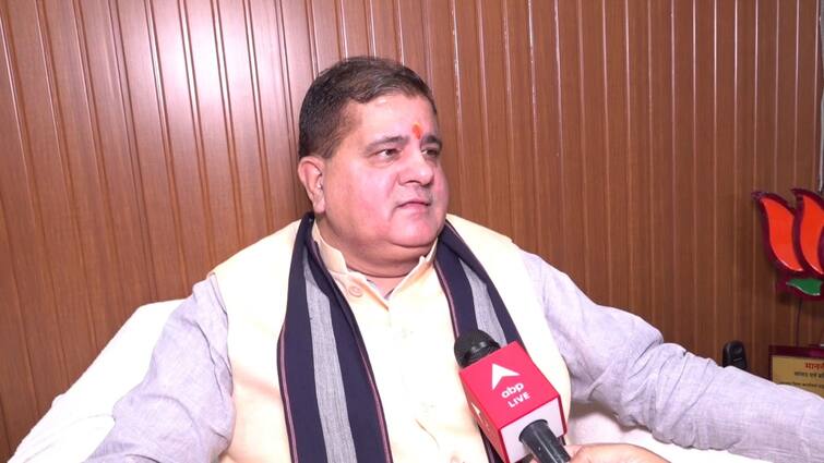 Caste census historic step to boost policy transparency Mahendra bhatt ann महेंद्र भट्ट ने की जातिगत जनगणना के फैसले की तारीफ, कहा- कल्याणकारी योजनाओं को मिलेगा बल