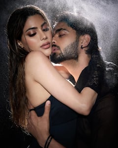 निक्की तांबोळी-अरबाजने मर्यादा ओलांडल्या, 10 फोटो शेअर, तिसऱ्या आणि 6 व्या फोटोने कहर केला!