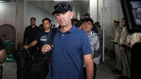 IPL 2025 स्थगित होने के बाद भारत छोड़ने ही वाले थे पोंटिंग, कौन सी बात पता चलते ही प्लेन से उतर गए