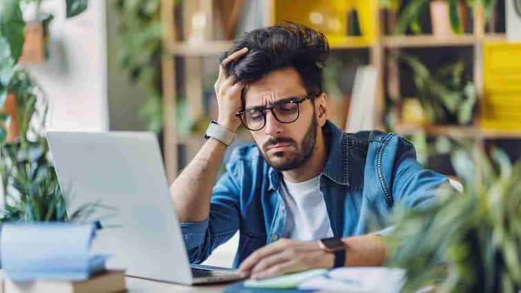 काम में AI का सहारा? साथियों को लग सकता आप हैं ‘कामचोर’! स्टडी में हुआ चौंकाने वाला खुलासा